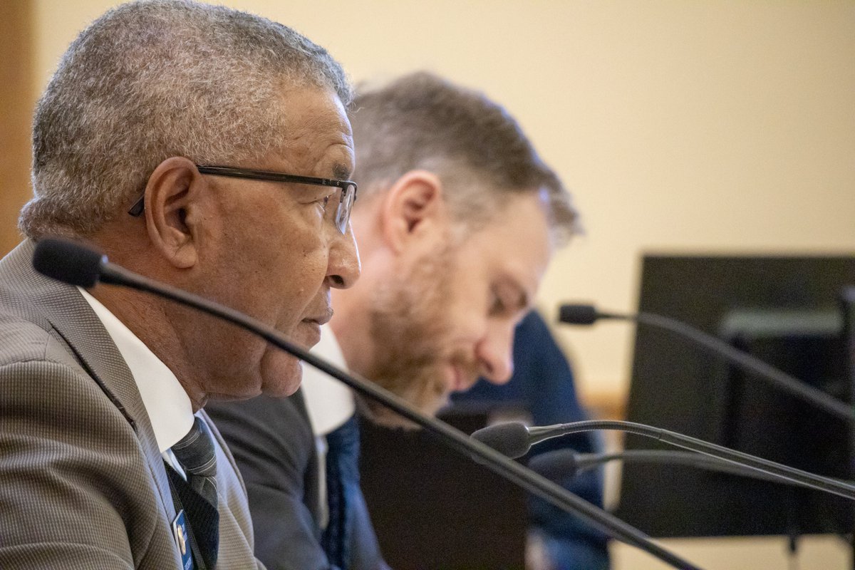 UNANIMOUS! The Senate's Health &amp; Human Services committee voted unanimously to approve my bipartisan bill with <a href="/SenatorKVW/">Kevin Van Winkle</a>, legislation helping youths in foster care get placed with kin and family members. #COLeg #COPolitics

The bill:  leg.colorado.gov/bills/hb23-1024