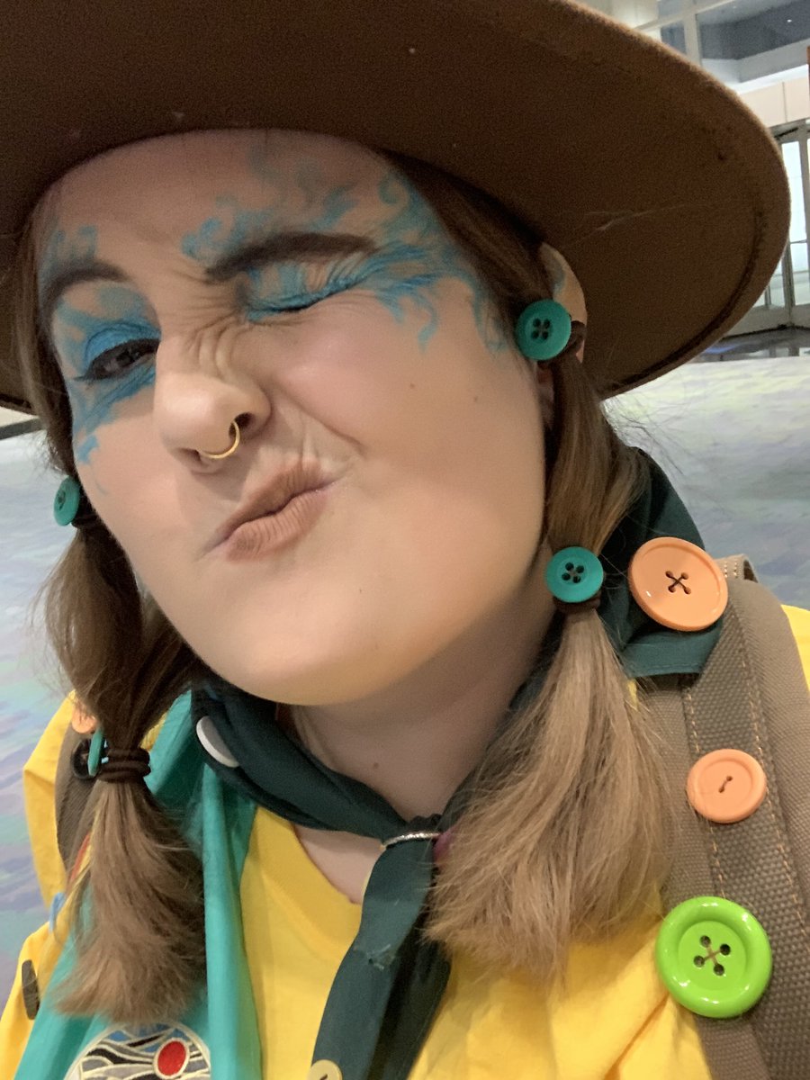 dumbanddummerth's tweet photo. Wild out!

Thanks for creating such a cool character, @samriegel.  And giving her this cool level 17 design.  It’s a vibe.  

#criticalrole #criticalrolecosplay #c2e22023 #c2e2 #mightynein @CriticalRole 
 
📸: Kelcee https://t.co/w76VBaER3f