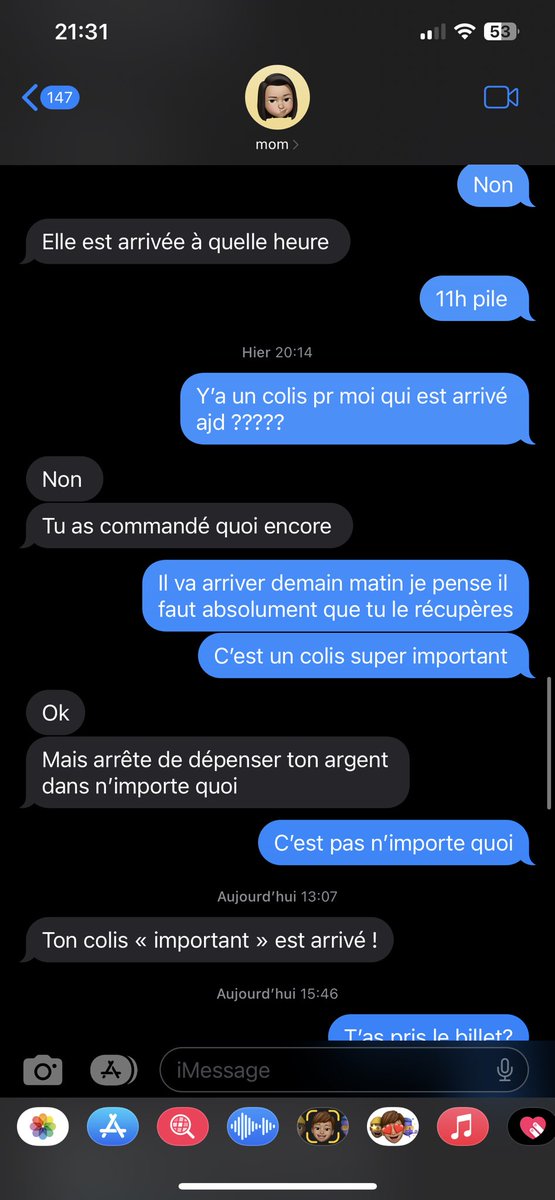 sasouumk's tweet photo. Maman promis j’avais vraiment besoin d’avoir une tasse avec mon chat dessus. https://t.co/EqoZs9UTJl