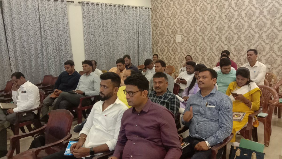 An insightful and engaging session with District Tourism officials of Jharkhand Tourism for strengthening of Tourism Statistics. 

#betterdata 
#Statistics