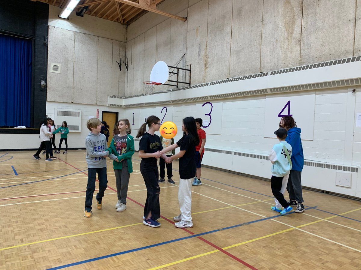 kngallan's tweet image. Our first square dancing practice today! 💃 @RockyElementary #squaredancing #findyourpartner