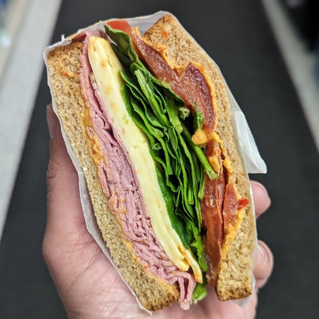 Home Cooking VS Fast Food on Twitter "[I ate] Pastrami Sandwich http