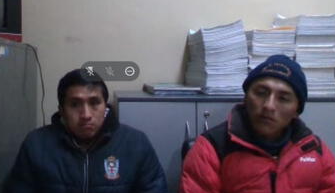 lapetiisaa's tweet photo. Dino Álvarez Limahuay y Renato Quispe Ramos son los salvajes que violaron y torturaron hasta la muerte a la enfermera y madre de tres niños ahora huérfanos en Juliaca. No olvidemos sus caras, no olvidemos sus nombres. https://t.co/L1xR6XKB1R