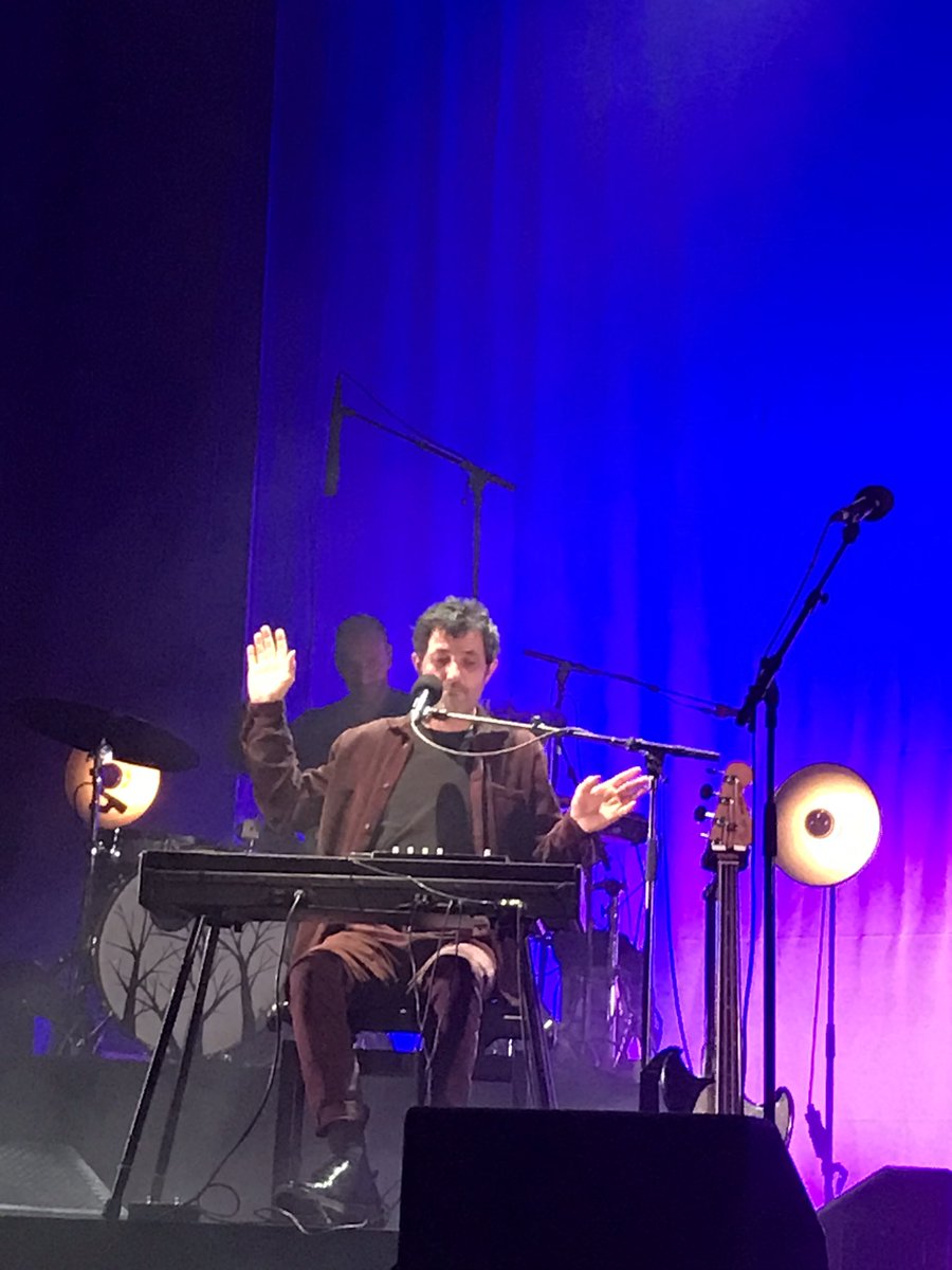 rock_inpop's tweet photo. On a aimé toutes les chansons de #albindelasimone @totOutard_label ce soir au Splendid à Lille un moment privilégié avec un artiste talentueux et drôle et peut-être irons-nous un jour en pèlerinage à Montigny-sur-l’Hallue, non loin d’Amiens. Albin ça fait du bien merci 🙏 https://t.co/EO2DvU1kFT