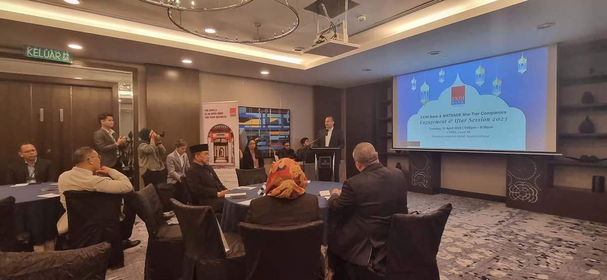 shahrulmiza9101's tweet image. A smart partnership between MATRADE and EXIM Bank Malaysia. We organized a special engagement session followed by networking Iftar to foster closer relationships with our Mid-Tier Companies recently. #MATRADE #eximbankmalaysia #MTCDP.