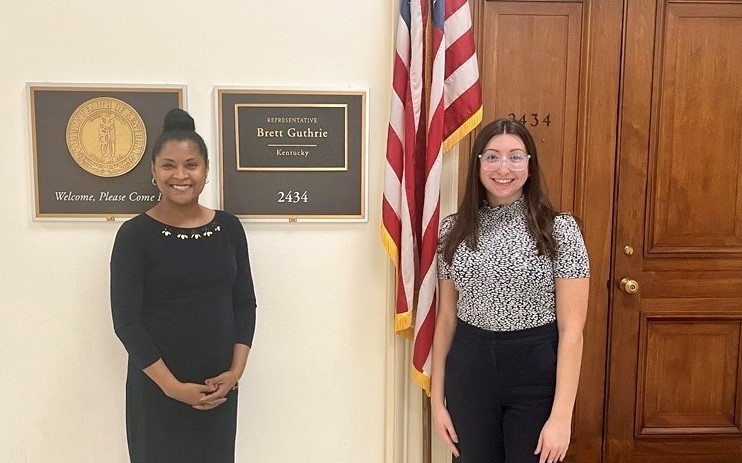 Yesterday, our team met with Representative Trone and Representative Guthrie on behalf of @endsocisolation to discuss policies for strengthening social connection. Learn more about the Coalition's 2023 policy priorities here: endsocialisolation.org