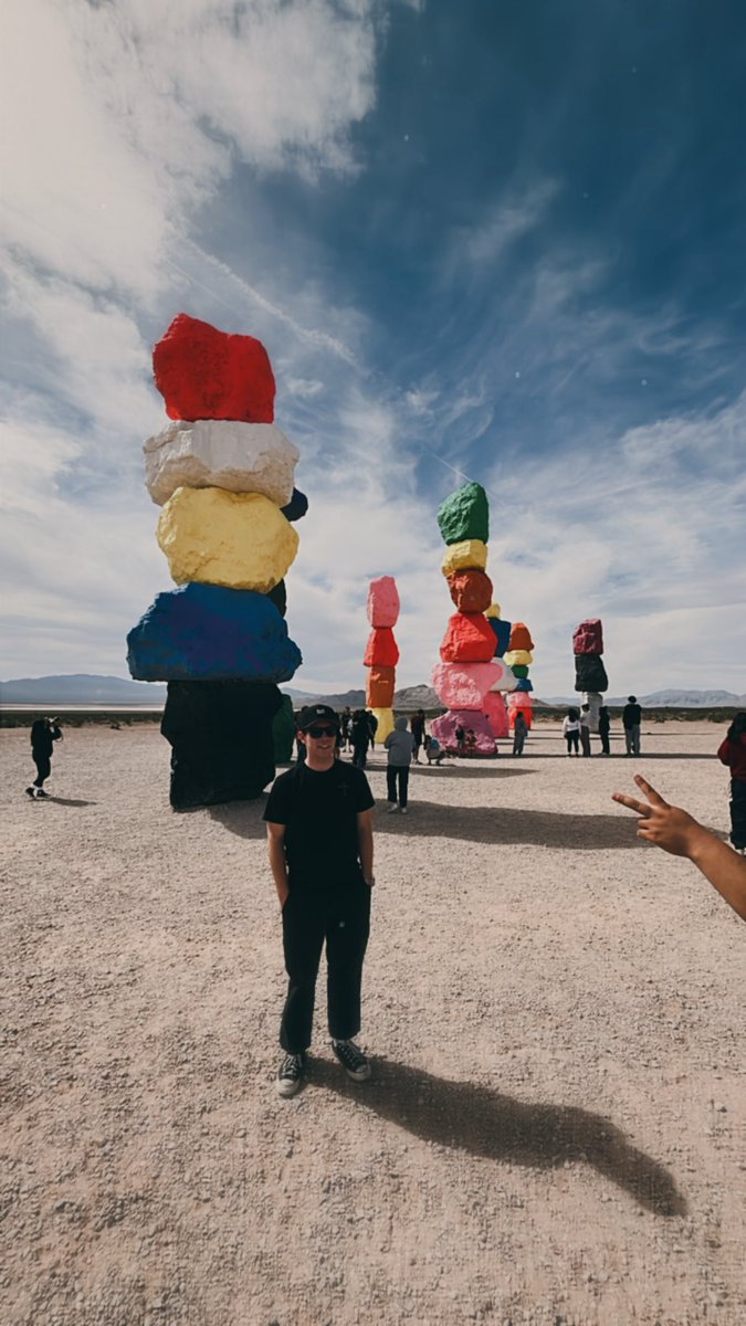 tim9house's tweet photo. 7 Magic Mountains @9houseArt https://t.co/uhcpayDxB7