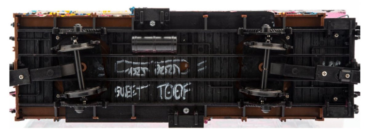 sprayedpaint.com/products/untit…
Untitled Box Car Graffiti Train Art Toy Sculpture by Sweet Toof
#art #graffiti #streetart #animal #sweettoof #2021 #boxcar #fish #acrylic #popart #graffitiart #artwork #artist #pop