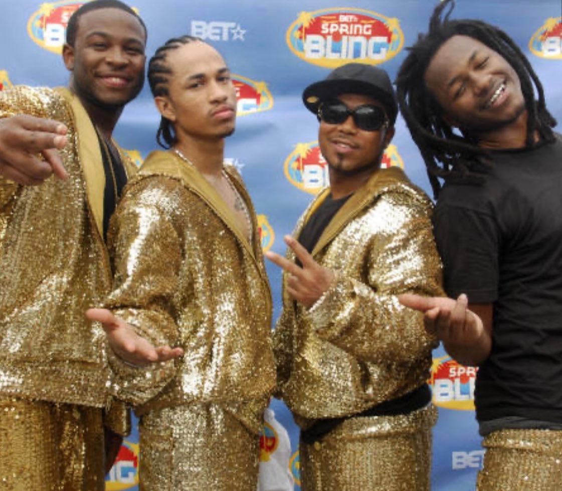 PPUFansite's tweet photo. It’s spring time so why not bring back a few BET’s Spring Bling memories ☀️

Here’s a few photos of @PrettyRicky back in 06-07 showing out for spring bling ! 

#Betspringbling #PrettyRicky #PleasureP #SpringBreak #106andPark #BetAwards #OnTheHotline #GrindWithMe #Miami #Cherish https://t.co/P43YzzafvK