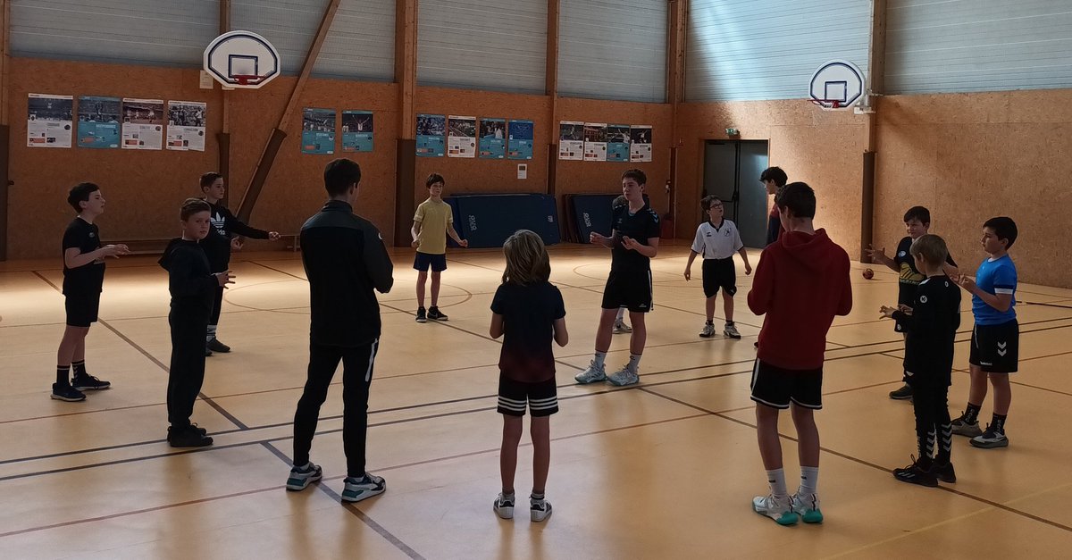 Section Handball Collège BALZAC ALENCON tweet media