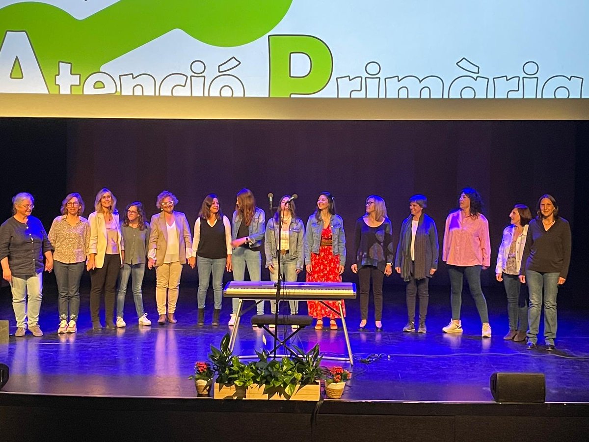 Jornades Atenció Primària Terres Ebre , en dos paraules : transformadores i esperançadores .  Com sempre , orgull d equip, de pertinença perquè si caminem junts i junts serem més forts, avui lluny és més aprop@icsebre #primariamesquemai