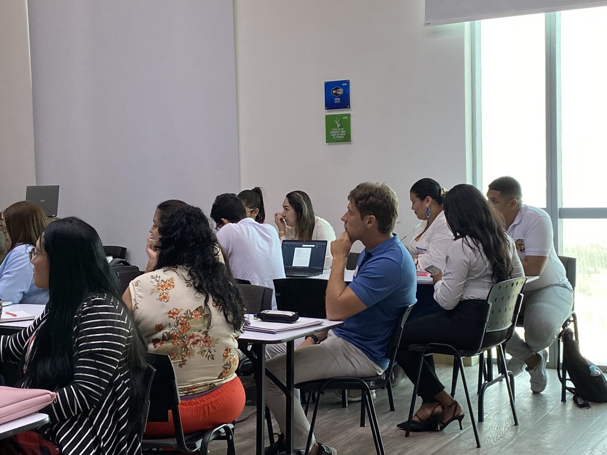 Camarabaq's tweet photo. En el programa Sociedades BIC brindamos acompañamiento técnico a 40 empresas para el desarrollo de estrategias de sostenibilidad, que promuevan el crecimiento productivo con impacto social y ambiental. 📊🧵 https://t.co/EIfe2IkX3b