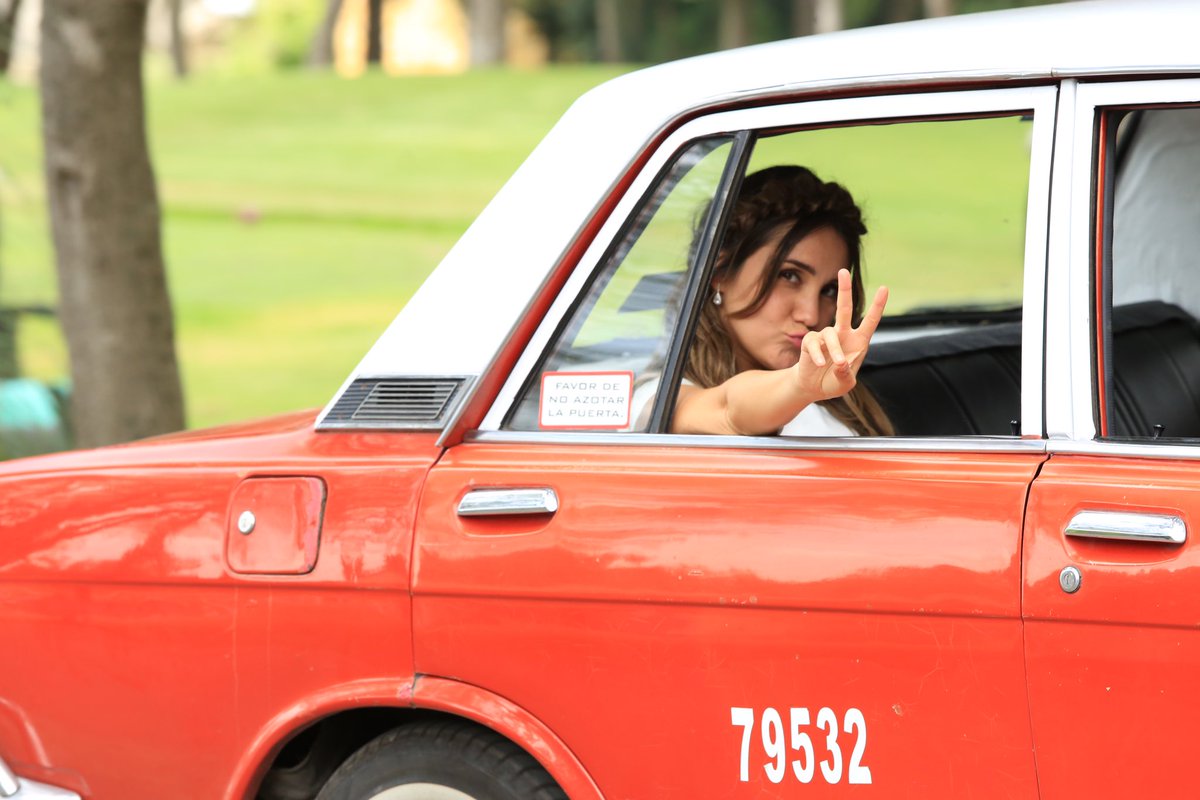 DulceMaria's tweet image. #Valentino disponible desde hoy en @PrimeVideoLat se las recomiendo si quieren desconectarse un poquito de todo y reír 😅🤣🙌🏼 con mi querido @DavidChocarro y grandes actores 🎬🎬🎬