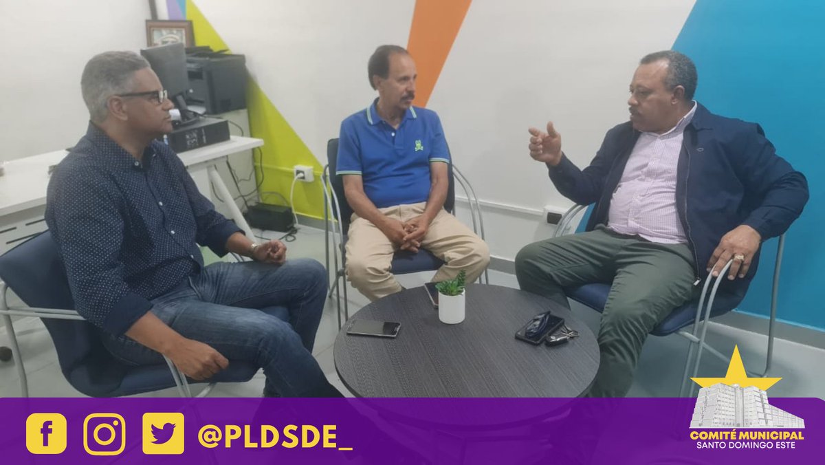 PLDSDE_'s tweet photo. Fructífera reunión presidentes de las 3 Circunscripción
#1 @CuevasFlorange
#2 #LuisMarte
#3 @VegazoPLD
#PLDSDE ⭐ https://t.co/pEDsm9Shup