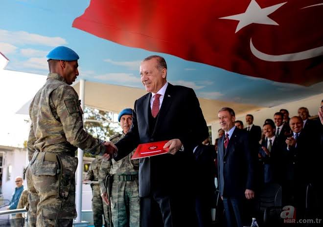 Sn Cumhurbaşkanım <a href="/RTErdogan/">Recep Tayyip Erdoğan</a>     
TSK ve Ülkemiz içinde Kritik önem arz eden Uzman Çavuşlar 7 düvele karşı açtığınız her savaşta içerde dışarda en önde onlar olmadan olamazdı KADRO HAKTIR  <a href="/alitilkici38/">Ali Tilkici 🇹🇷</a>
<a href="/FulyaKalfa/">Fulya Kalfa</a> 
<a href="/ahmethc/">ahmet hakan</a> 
<a href="/handefrt/">Hande Fırat</a> 
<a href="/zafersahin06/">Zafer Şahin</a> 
#ReisSözleşmeUzmÇvşaDert