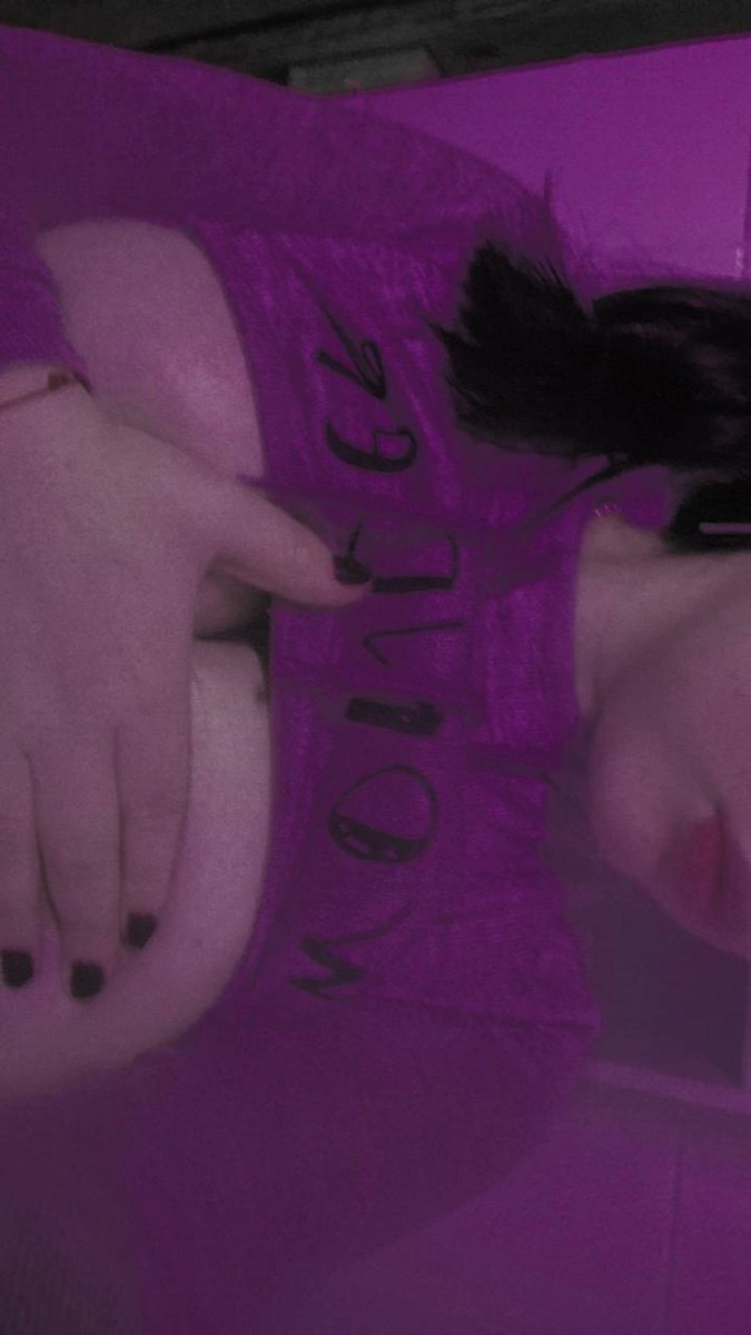 Sweet_Baby6669's tweet photo. Síganme para ver más, estaré subiendo mis pensamientos más pervertidos 👀👄 Dale Rtt https://t.co/sWzsYJiroW