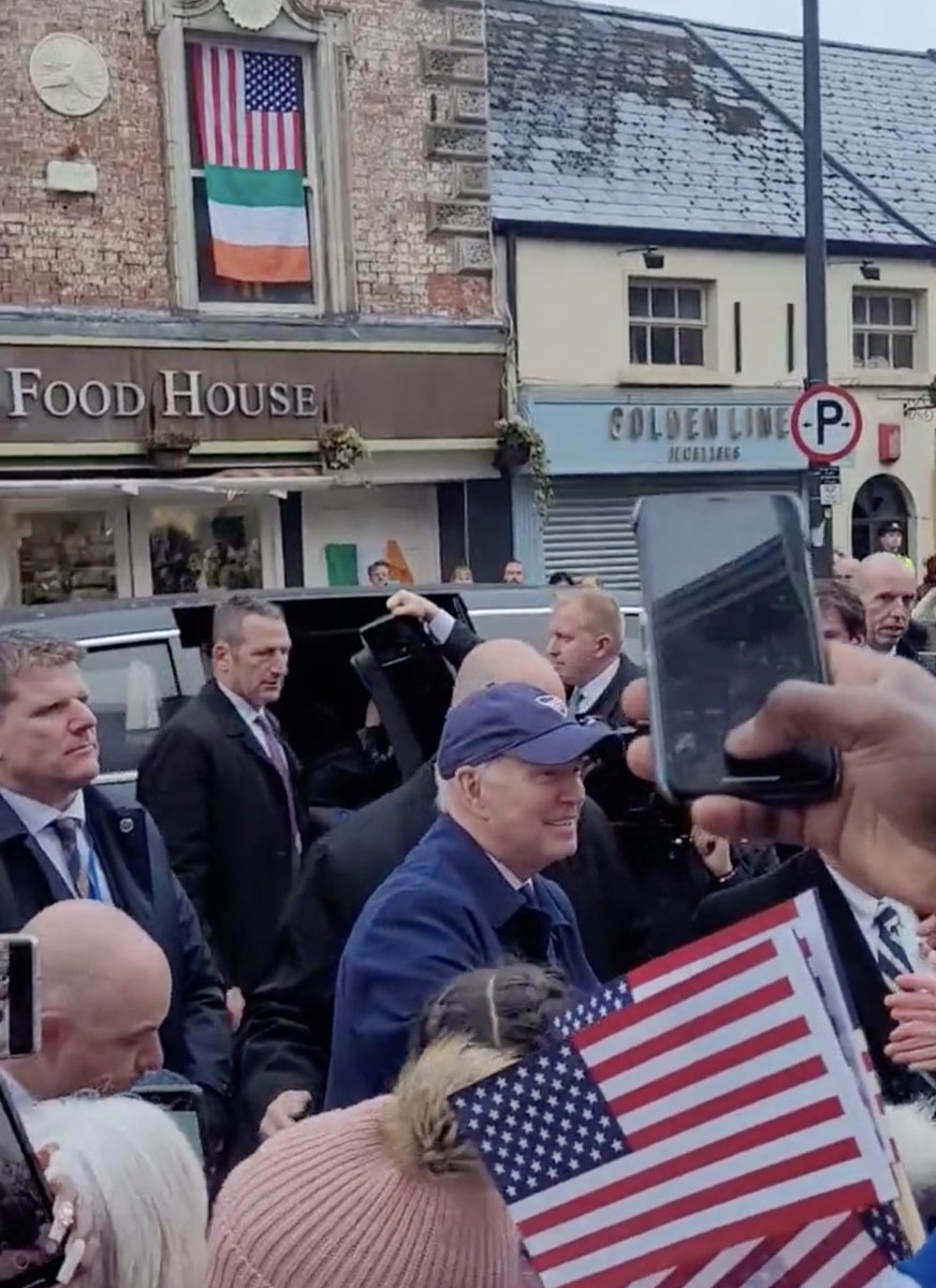 olivercallan's tweet photo. Dundalk brought Joe Biden to a deli with all the taco sauce in Louth, then into a pub named after King Charles' family where he said Rob Kearney bate the Black and Tans. 
Ballina, no pressure hey. 
#BidenVisit #POTUS #Dundalk https://t.co/ZDawR0tTvT