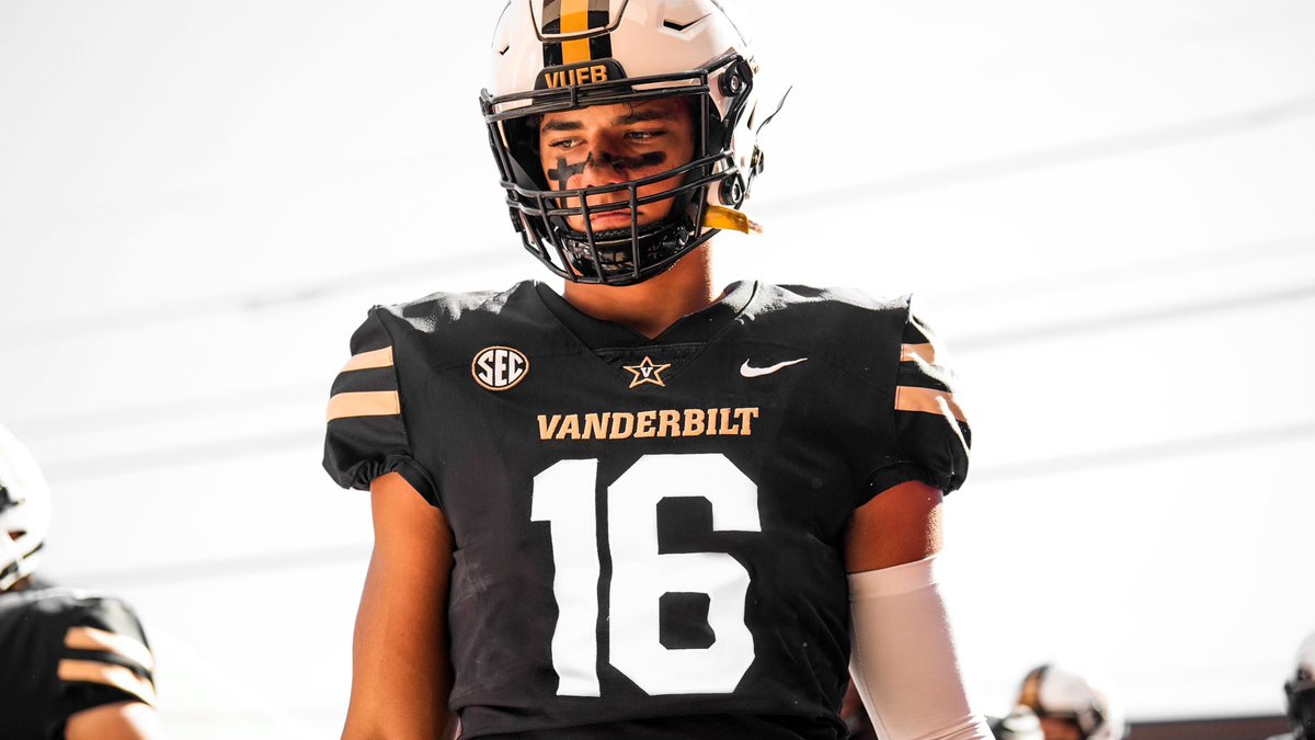 ColeSpence11's tweet photo. New number for year 2! @VandyFootball https://t.co/DEE6y18WcV