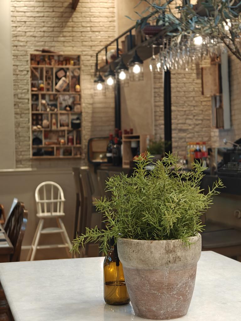 d4ydr33m3r's tweet image. I love the camera (s) of this phone 😎💯
@oppo @OPPOEurope #FindX6Pro