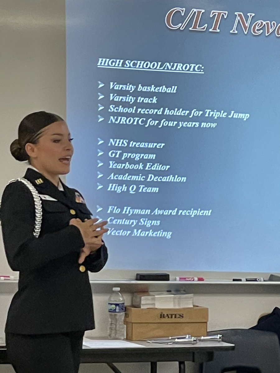 LoriGomez_PHHS's tweet photo. The weather is perfect and our cadets are looking sharp for our Annual Military Inspection ✨ @JustoMendoza10 @FrankCastanon @PHills_HS #NJROTC #TeamSISD #RISE https://t.co/wtG4JUQ1rf