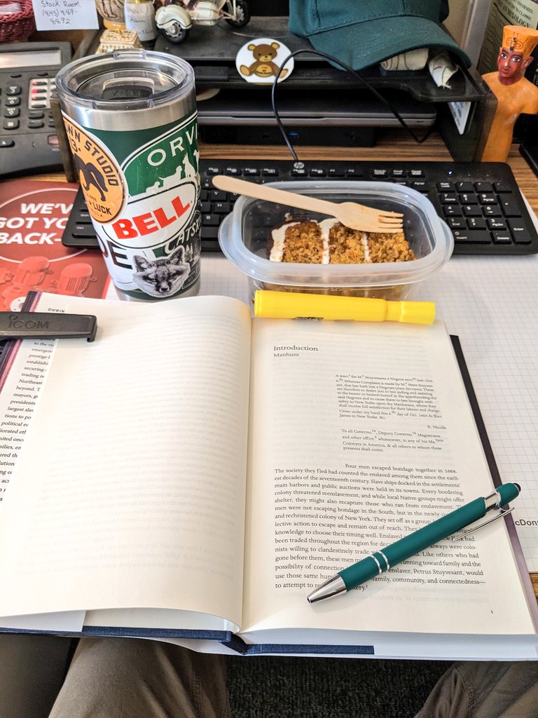leftover Easter carrot cake 🍰 
the first homemade cold-brew of the season ☕ 
and a new book 📖

*chef's kiss*