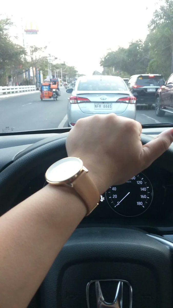 myne02's tweet photo. Going somewhere............. https://t.co/ck2Ty1wfSx