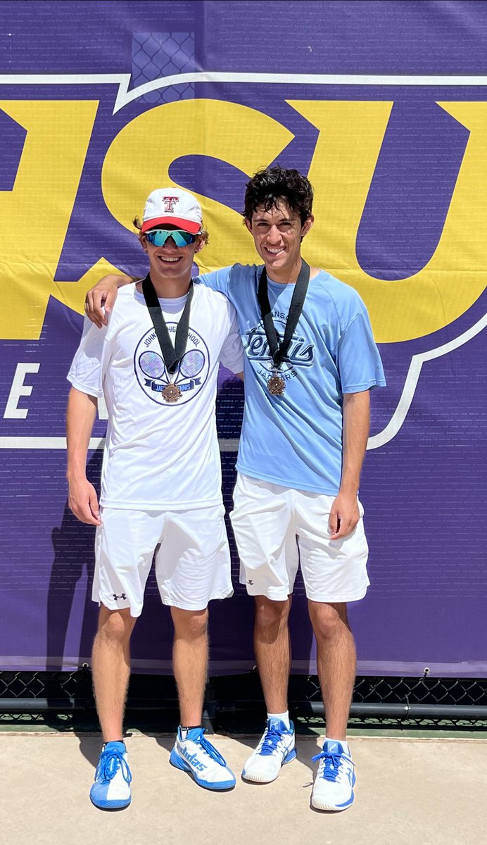 TennisCTJ's tweet photo. A quick recognition to Lucas Bustos and Luke Bellos for a great season and senior year in doubles .  
District champs and regional quarter finalists. 
25-3 record at doubles for their Fall and Spring Senior seasons. Great accomplishment! Go Jags! Hard work pays off.
#jaguarpride https://t.co/pkncujpRvI