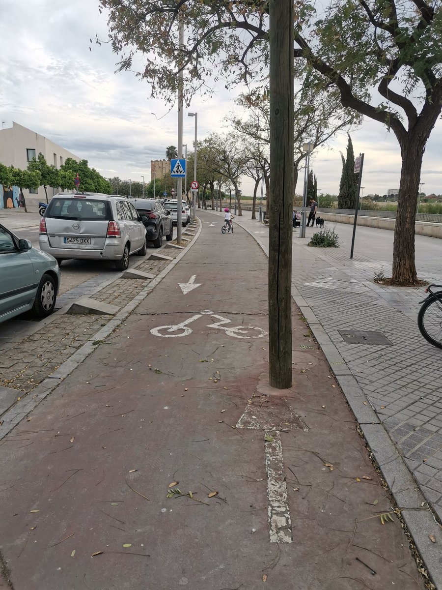 FranTejada12's tweet photo. El compromiso con tu ciudad y sus vecinos, en especial con los que viven al otro lado del río, el buen hacer, la gestión, el control e inspección... ya no te hablo de movilidad urbana... el #28Mayo las urnas mandan @jmbellidoroche @pp_cordoba https://t.co/LZTJtIj4oC