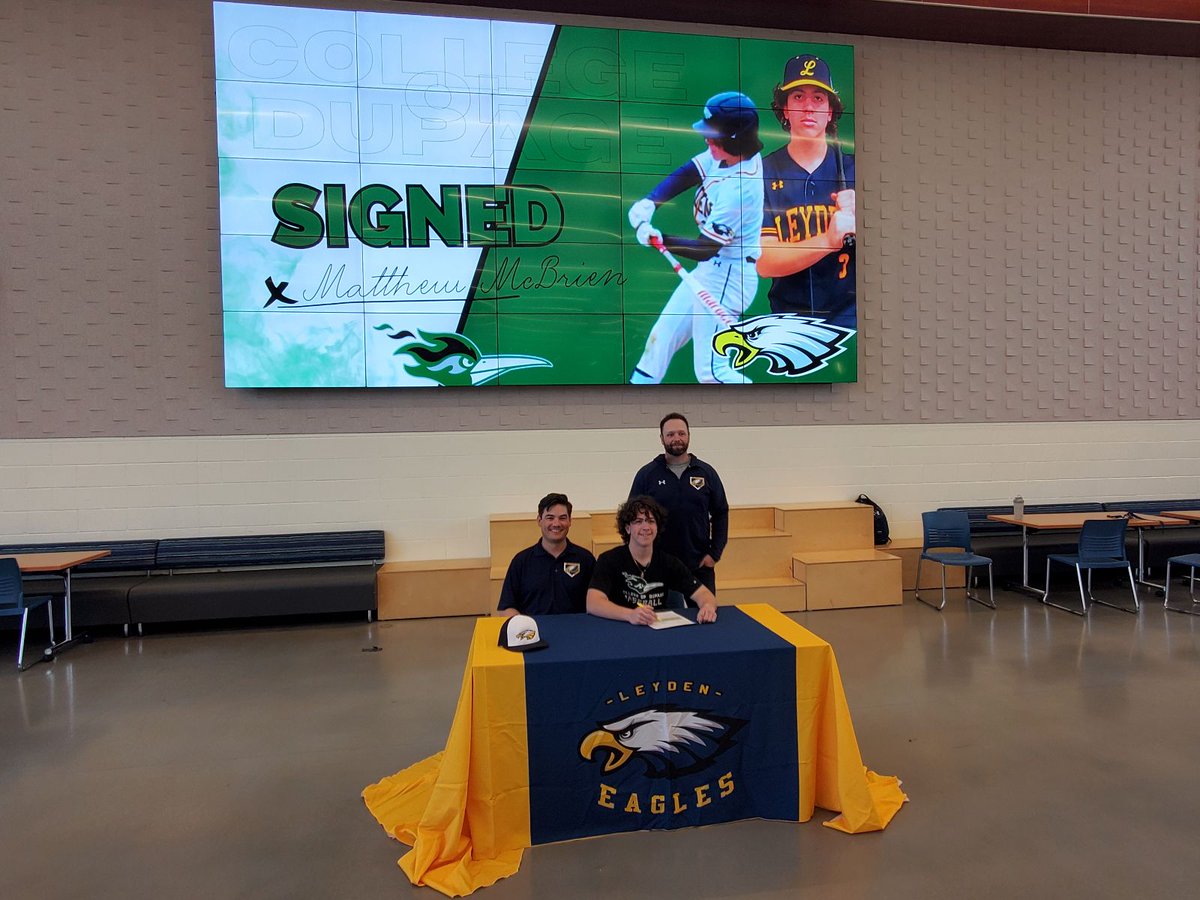 CONGRATS to @MatthewMcbrien , @JamesTraficanti , and @_ace42  for signing their OFFICIAL COMMITMENT today💯!! We know @DuPageBaseball & @MCPbaseball  will be more than lucky to have you 3 !👏 #collegebaseball#collegecommit #leyden #leydenpride