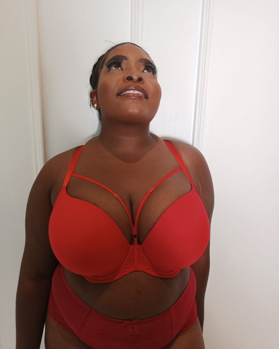 briefessentials's tweet photo. Every woman deserves to feel confident and comfortable in her own skin. Put us on your schedule this weekend, and let us help you find the perfect bra that supports and lifts. #BriefEssentials #BraFitExpert https://t.co/rJAqIT1Ek6 https://t.co/BAceUhj3io