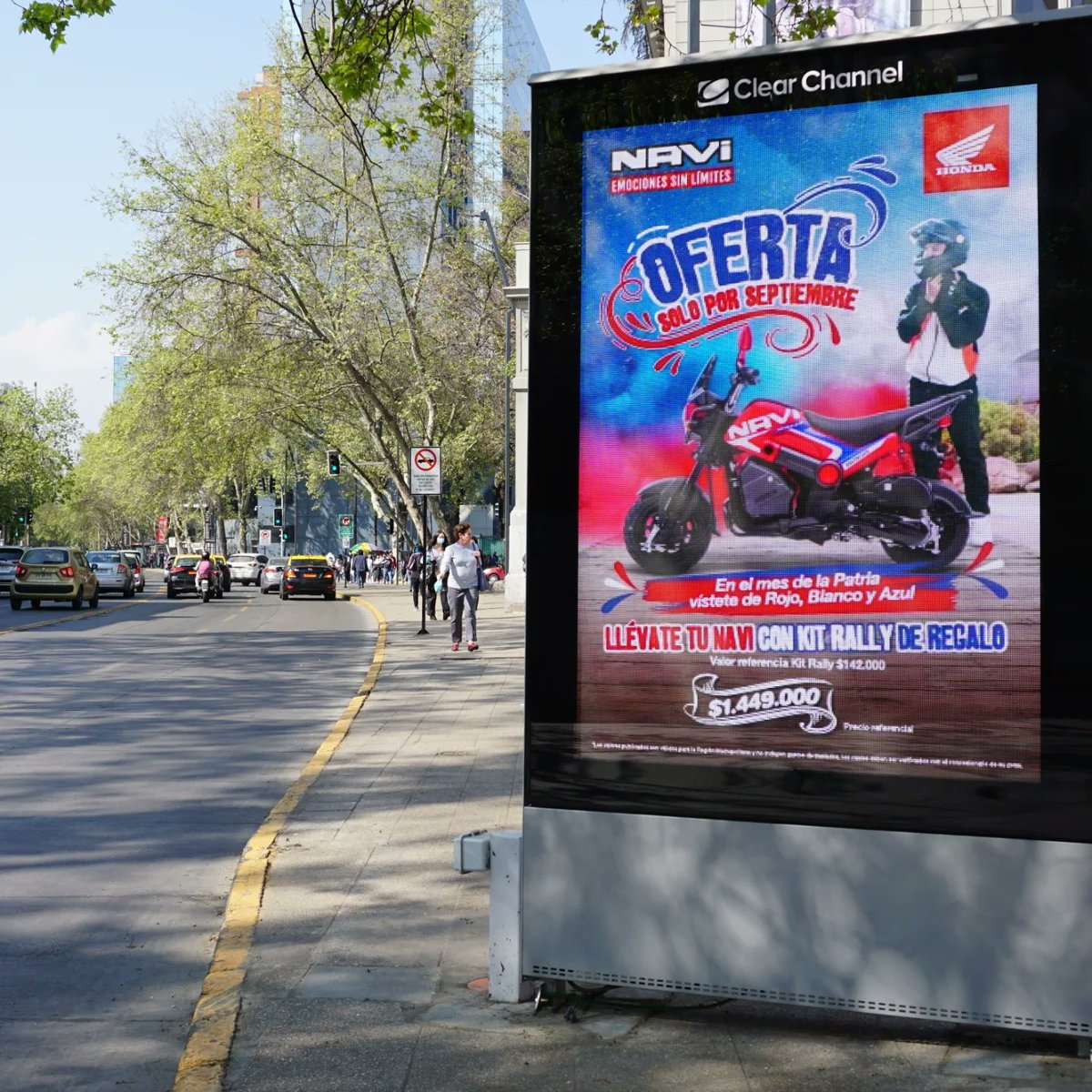 ¿Sabías que tenemos el circuito más grande en Providencia?
• 40 Paletas digitales
• 6 Pantallas digitales                                                     En las principales Av.
Sumando +184.000.000 contactos mensuales en nuestro circuito completo.
Contacto@clearchannel.cl