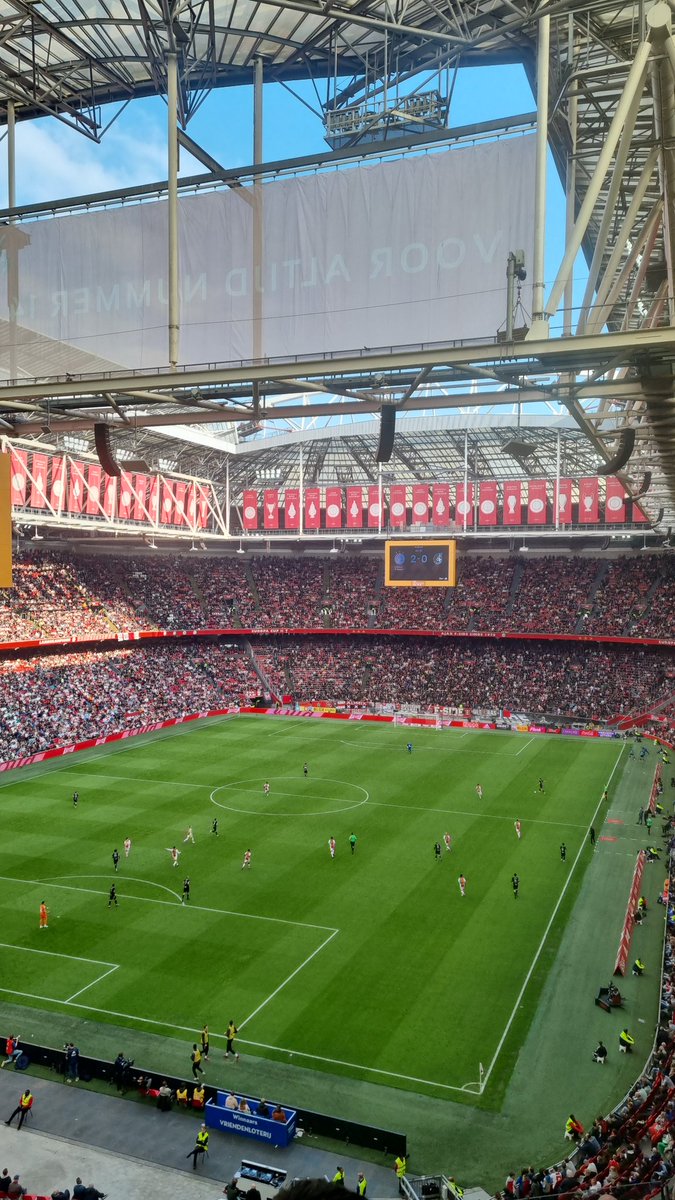 LK42__'s tweet photo. Paris-Amsterdam-Rotterdam 🇨🇵🇳🇱
2 jours, 3 matchs, 3 stades ⚽️🏟
#groundhopping https://t.co/zDwcT0T1ec