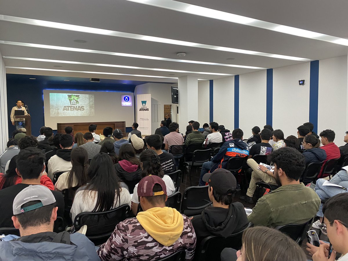 Arrancamos nuestro TALLER DE MANEJO DE HORMIGÓN EN OBRA en la <a href="/uazuay/">UniversidaddelAzuay</a> con los estudiantes de Arquitectura.

#AtenasConstruye #CementoAtenas #hormigon #arquitectura #aprendizaje #Cuenca