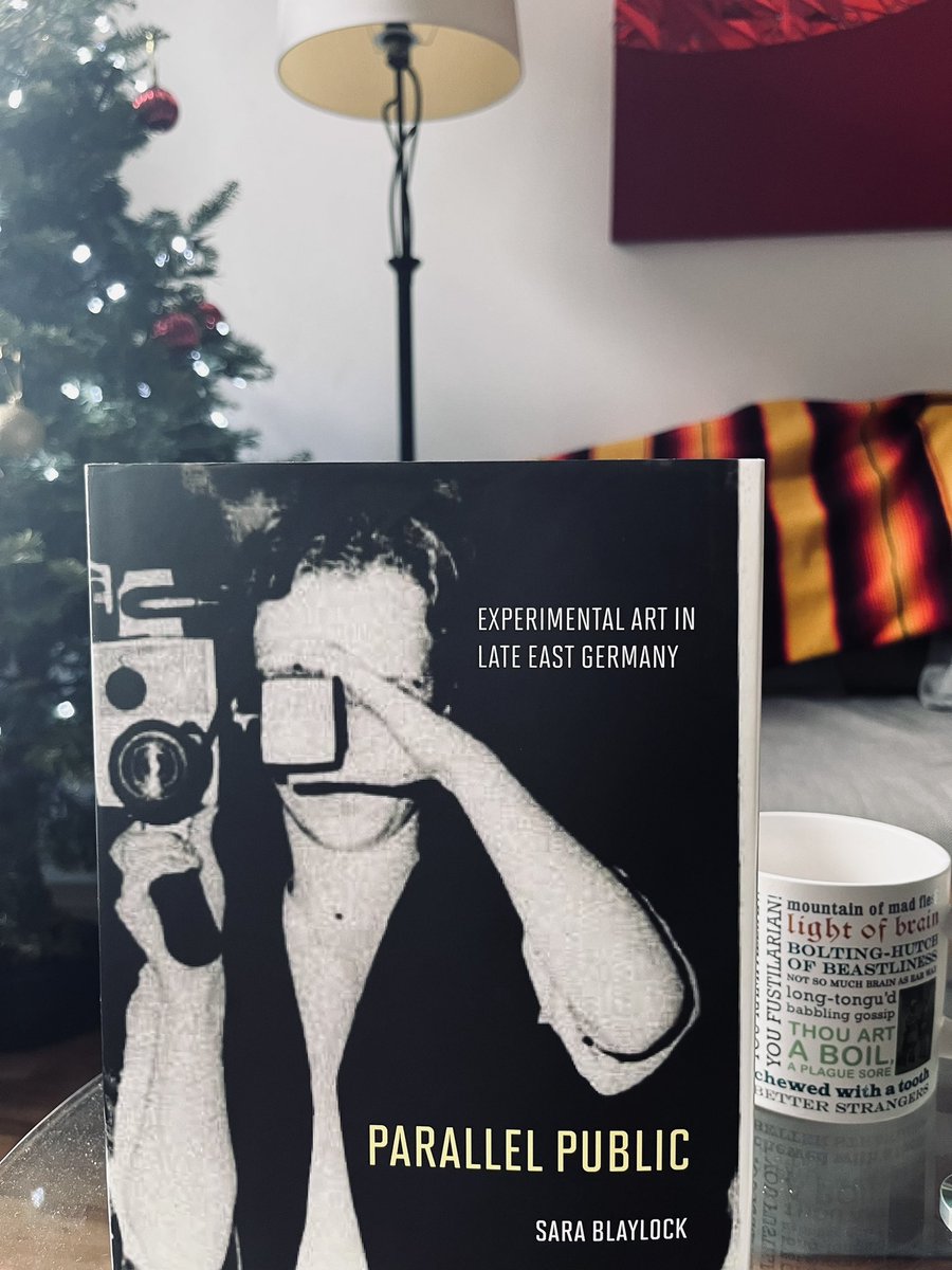 I wrote a review for this amazing book by Sara Blaylock for Visual Studies! Link:

tandfonline.com/doi/full/10.10…