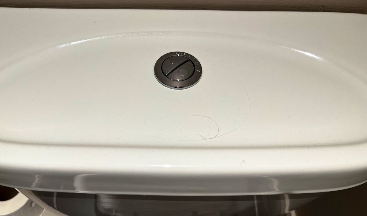 SarahGads12's tweet photo. @ClaytonHotels @Clayton_Cardiff so disappointed with our stay on the 25/3, room/bed was dirty, complained multiple times and gave you plenty of time to sort it. Finally got a refund 2 weeks later, only for it to then be for a lesser amount than agreed. Terrible customer service. https://t.co/rcRFAHCV03