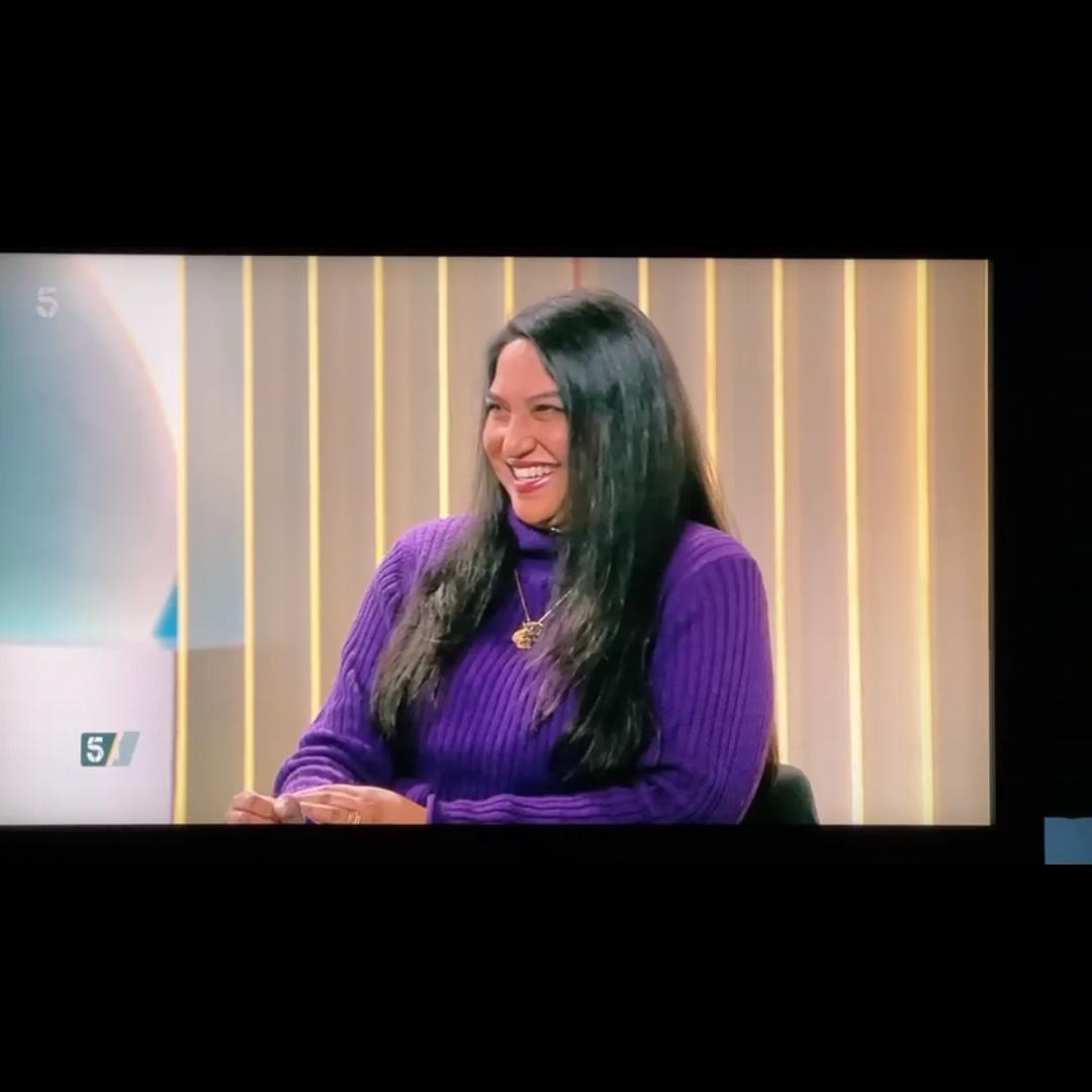 AshantiOmkar's tweet photo. 🔱🧿 It was a delight to be in studio at Channel 5 News @5_News to talk about the grand success of the #supermariomovie from @universaluk &amp; how this turned out to be #criticproof &amp; an apt #animation for multigenerational family audiences to enjoy, during the #Easter holidays 🎮🎬 https://t.co/IgtTBVgj3o