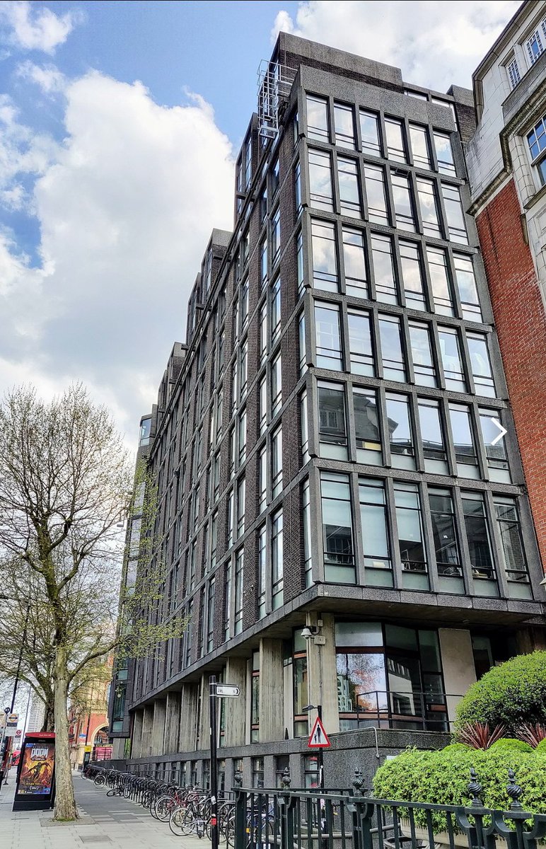 ReadButNotHeard's tweet image. JOIN MY TEAM
Looking for an Administrator until end of 2023 to support School of Architecture at the Royal College of Art, Kensington.
See vacancy here: jobs.rca.ac.uk/Vacancy.aspx?r…