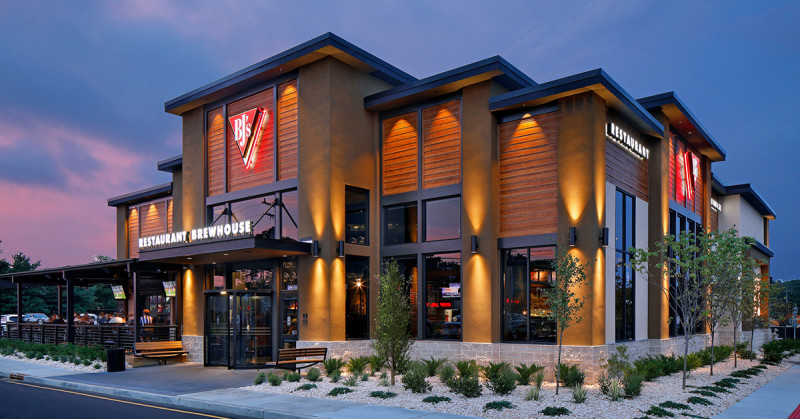 PinkertonAmanda's tweet photo. BJ’s Restaurant &amp; Brewhouse has submitted applications to the Town of Queen Creek for a location at the northwest corner of Queen Creek and Ellsworth Roads. If finalized it will include. 900 square foot patio seating.

#queencreek #QC #bjsbrewhouse https://t.co/TOvBes20KB