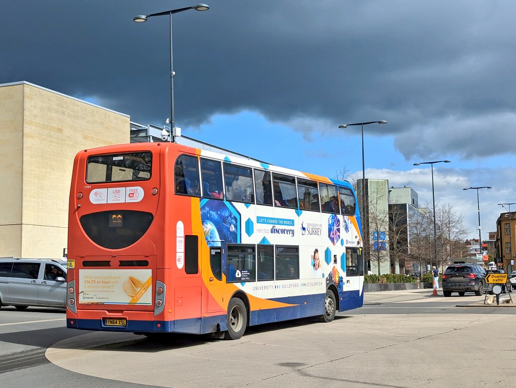 jimbolimbo9's tweet photo. On a similar note, Swindon depot has received 3 Scania / E400s from Guildford and are regularly seen in Oxford on the S6, covering for Gold E400MMCs currently in Bristol for the P&amp;R contract. Don't tell the universities that Surrey Uni is being advertised on buses in Oxford! 😆 https://t.co/r5GUKiTeKa