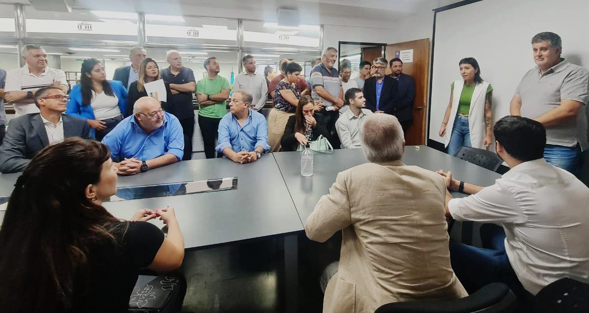 UIQuilmes's tweet photo. Esta ordenanza fue impulsada por años por la Unión Industrial de Quilmes y qué, con el acompañamiento del Poder Ejecutivo Municipal encabezado por la Intendenta @mayrasmendoza se pudo finalmente lograr. https://t.co/qLsIH94iX2