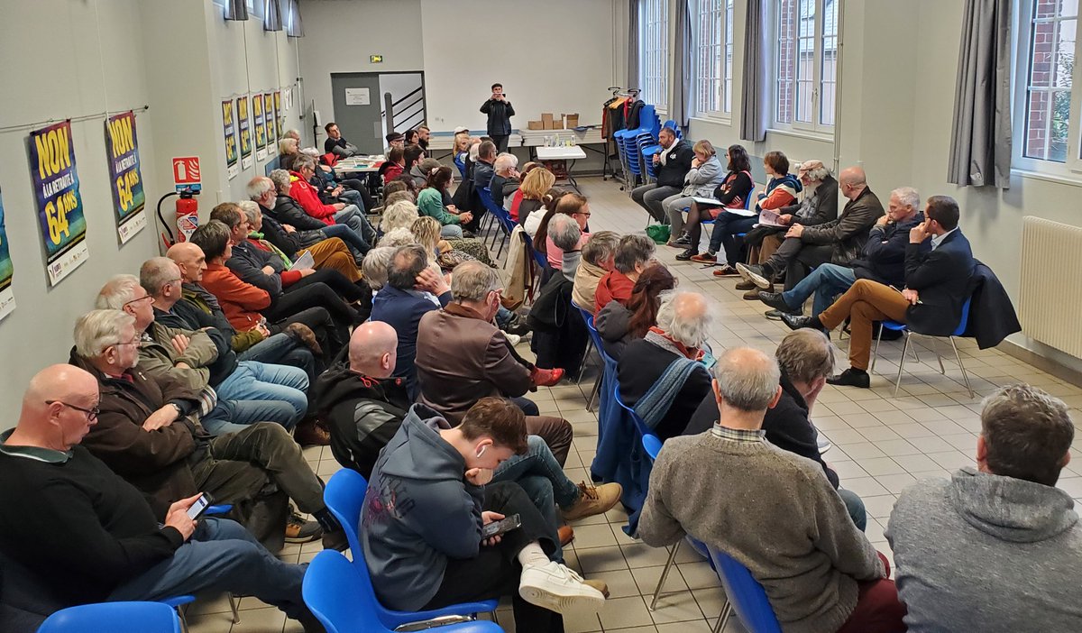 ArnaudMouillard's tweet photo. Nous étions près de 90 personnes ce soir à Yvetot pour la réunion publique "Contre le coup de force contre nos retraites" 

Merci aux orateurs pour la qualité
des échanges.

@alma_dufour
@gerardfiloche
@PierreMartot
@regardaRouen 
...

#Yvetot #nupes #ReformeDesRetaites https://t.co/A2N5Xyva36