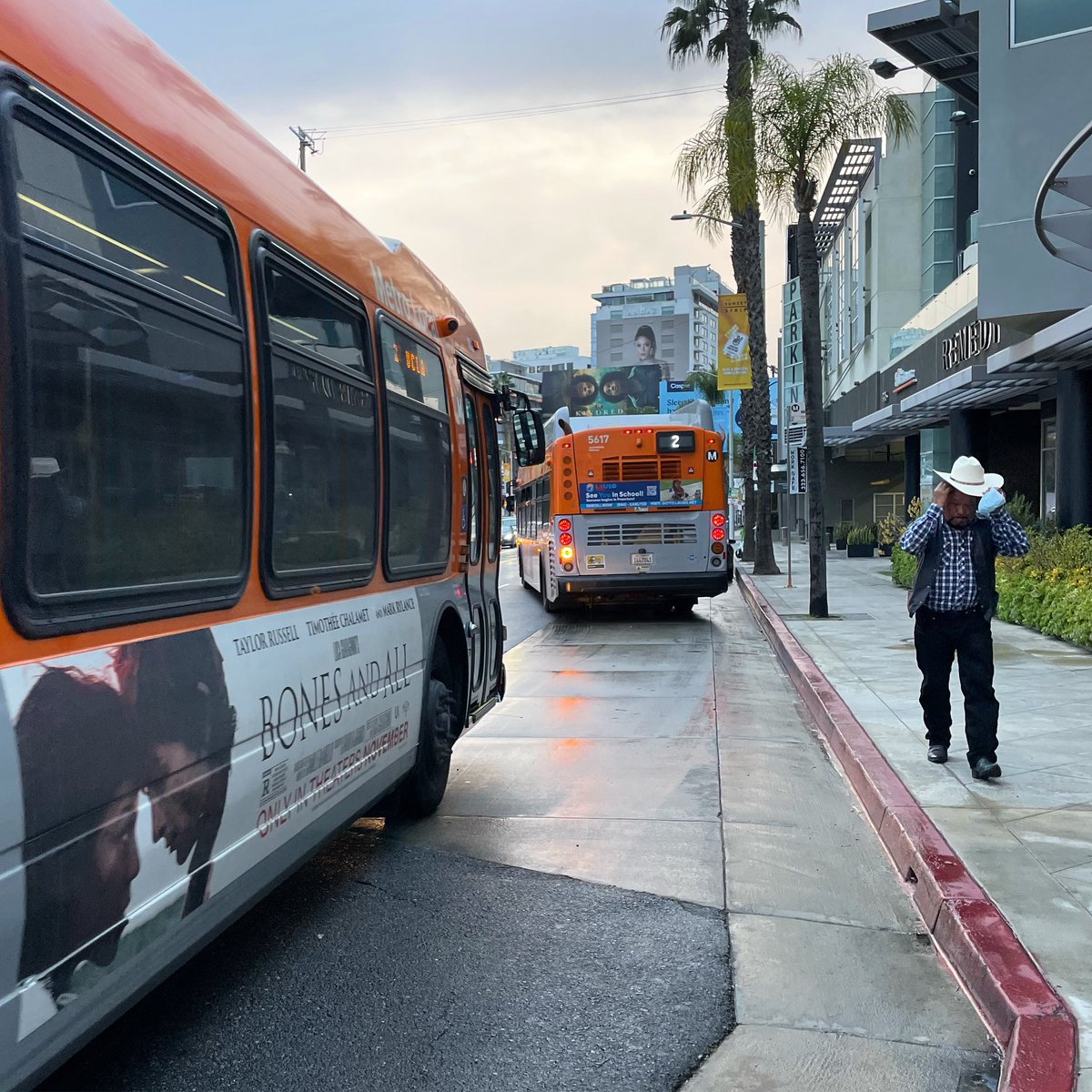 Hey twitter-friends! Are you an LA transit rider who uses the bus rather than the train when you have both options available? Why do you make that choice?
