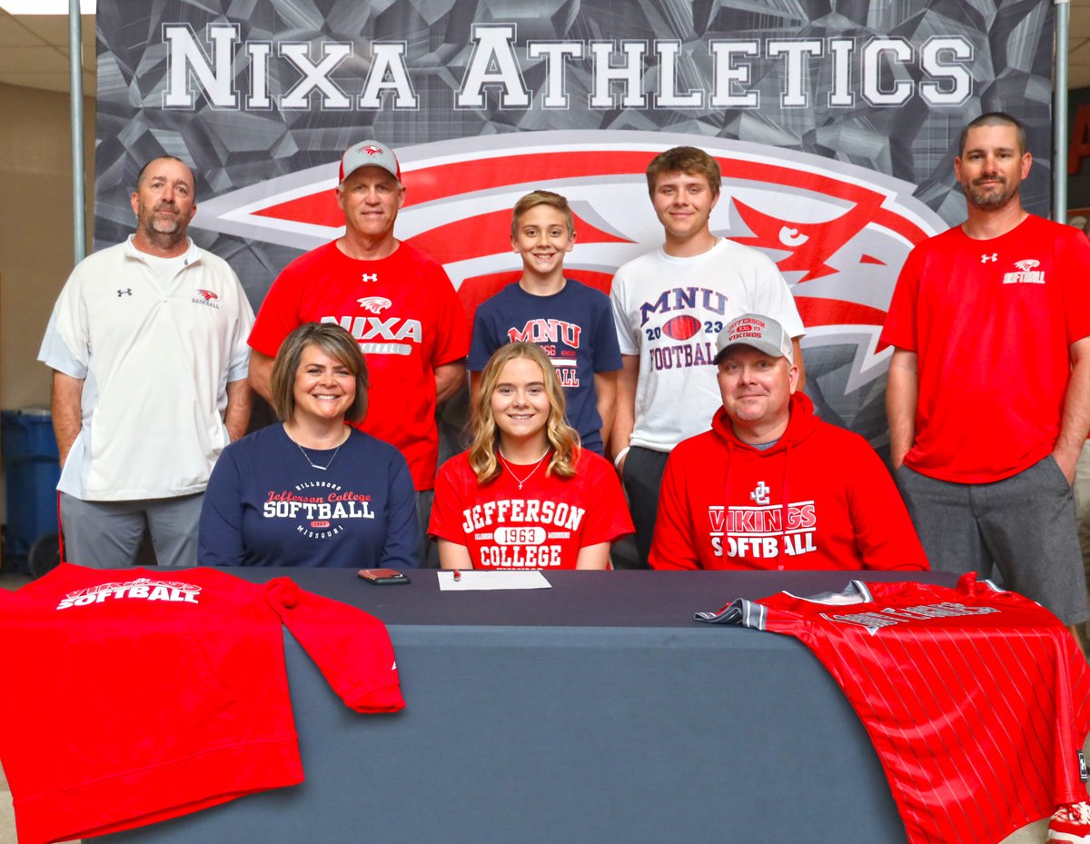 👏📃🖊️ Congratulations to 🥎 <a href="/NixaHSSoftball/">Nixa Softball</a>’s Chloe Krans on signing to Jefferson College (<a href="/Jeffco_softball/">JeffCo Softball</a>) for softball!
