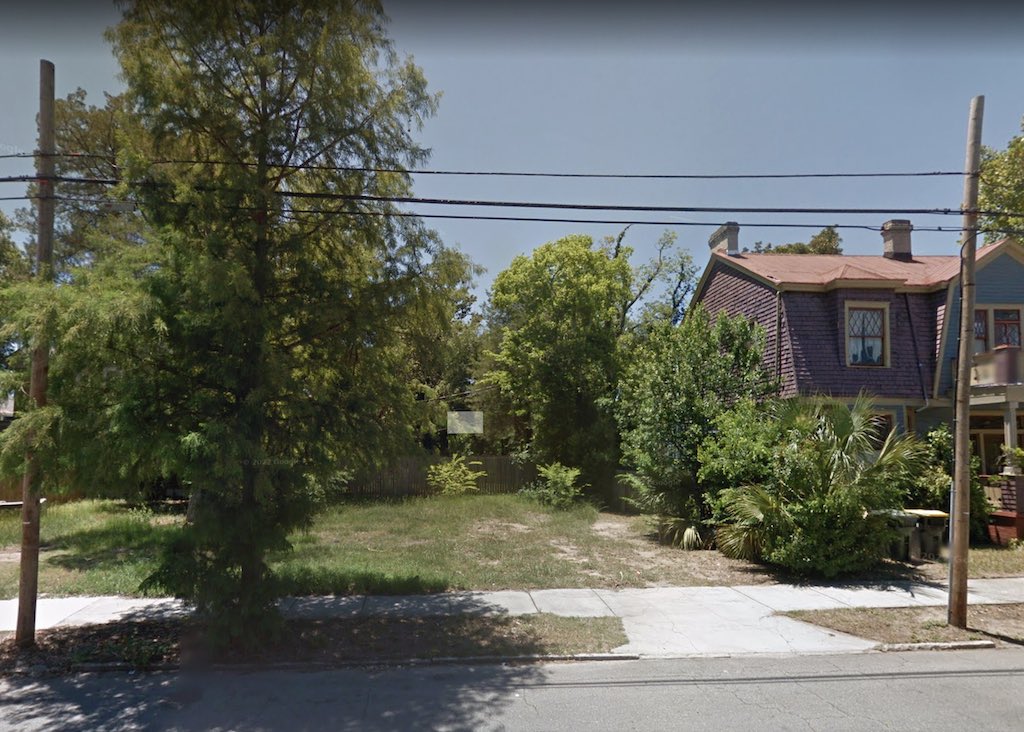 Arch_Revival_'s tweet image. Newly built houses in Savannah, Georgia, USA (Before and after)