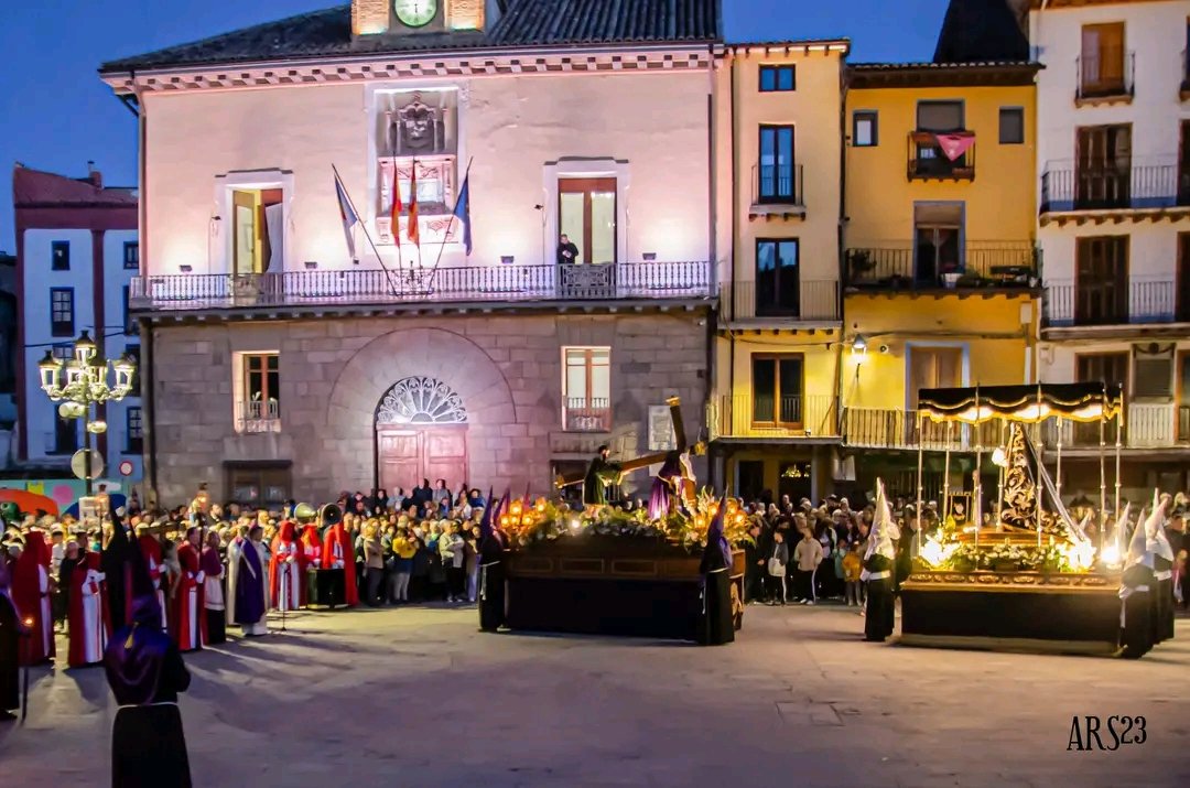 Calaterceroles's tweet photo. #martessanto 
#SemanaSantaCalatayud
#SemanaSanta
#SemanaSantaAragon
@Calaterceroles https://t.co/YI3tffORtA