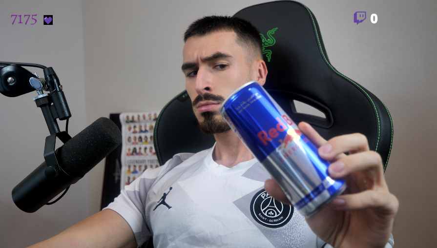 PFut10's tweet photo. ET SI ON PASSAIT UN BEAU MERCREDI SOIR ENSEMBLE https://t.co/lyt5OQ2fUD https://t.co/YvhLROEhl8