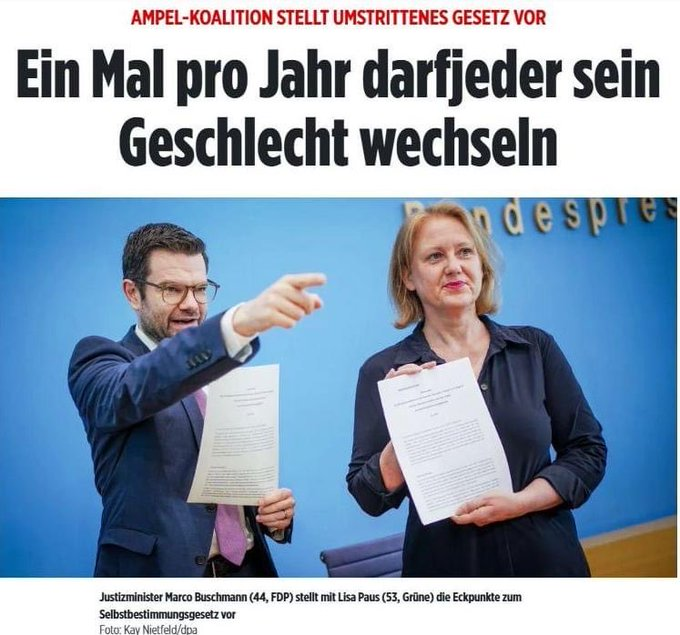 Corvus_corone2's tweet photo. Kennt irgend jemand von euch einen echten Transsexuellen, der das Bedürfnis hat, sein Geschlecht jährlich zu wechseln? https://t.co/iQQkPM3E30
