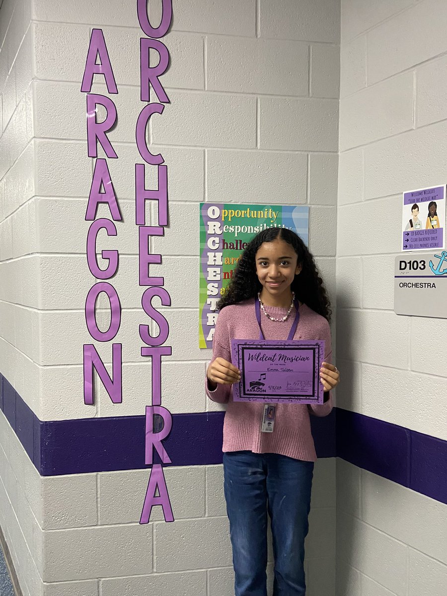 aragonorchestra's tweet photo. Last weeks musician of the week was Emma! She can teach you TikTok dances AND she can play viola!!! 🎻☀️💃 
Emma is in her third year of playing viola and she is in our Symphony Orchestra! #aragonorchestra #viola #wildcatexcellence https://t.co/DjjfYyH77Y