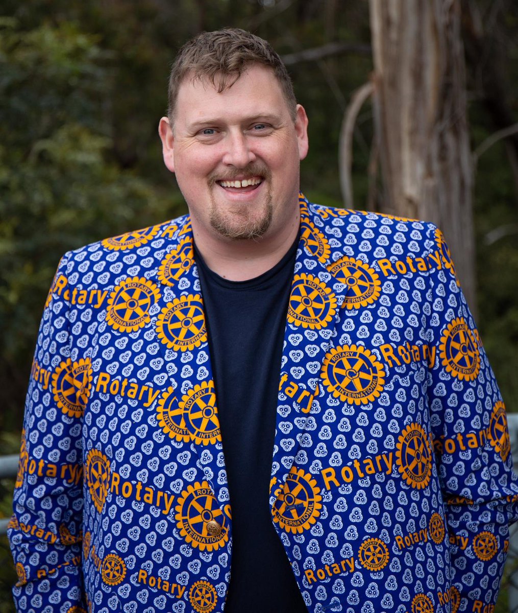 SoonerRotary's tweet photo. Crikey! Come join Norman's 4 Rotary clubs at the Rotary After Hours come-and-go event from 5-8 pm Thurs, April 13, at The Standard in Norman. It's a great chance to meet Aussie and 20-year Rotarian Evan Burrell, the keynote speaker for this year's District Conference. #Rotaryfun https://t.co/sOJX1J8nN1