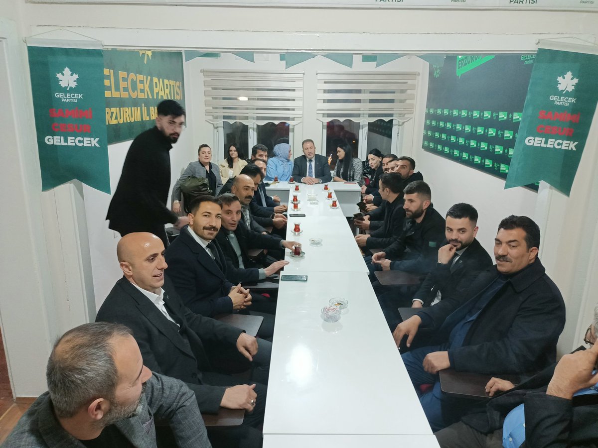 UgurGuven25's tweet photo. Kurulduğumuz ilk gün gibi
Heyecanla, Hocamızın Yolunda kararlı yürüyüşümüze devam ediyoruz
İNANDIĞIMIZ TEK DEĞER
#TürkiyedeGelecekVar 
@Ahmet_Davutoglu
@SelimTemurci @AyhanSeferUSTUN @feramuzustun @abdullahbasci @GelecekPartiTR https://t.co/AotsqxHuS5